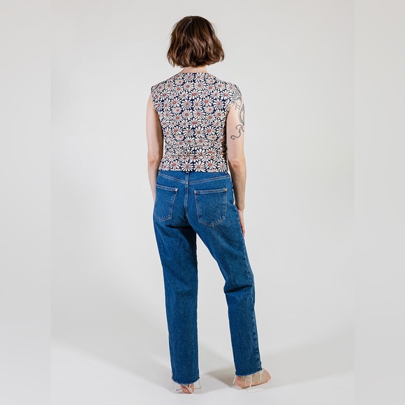 Mata Traders Ruched Top - Sleeveless with Flower Power Design - Picture 3 of 8